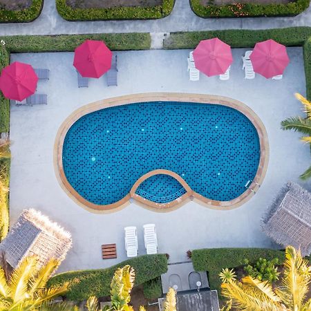 Phatcharee Resort Baan Tai Exteriör bild