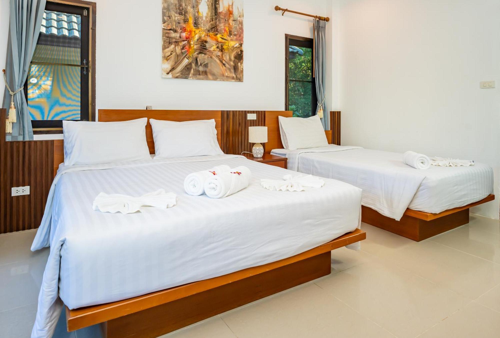 Phatcharee Resort Baan Tai Exteriör bild